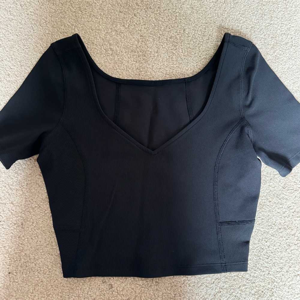 Lululemon crop ribbed short sleeve